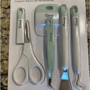 Cricut basic tool set